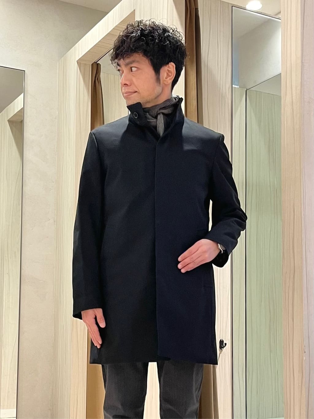 URAさんの「TAKEO KIKUCHI｜【ダウンライナー付き】ドビースタンドカラーコート」を使ったコーディネート