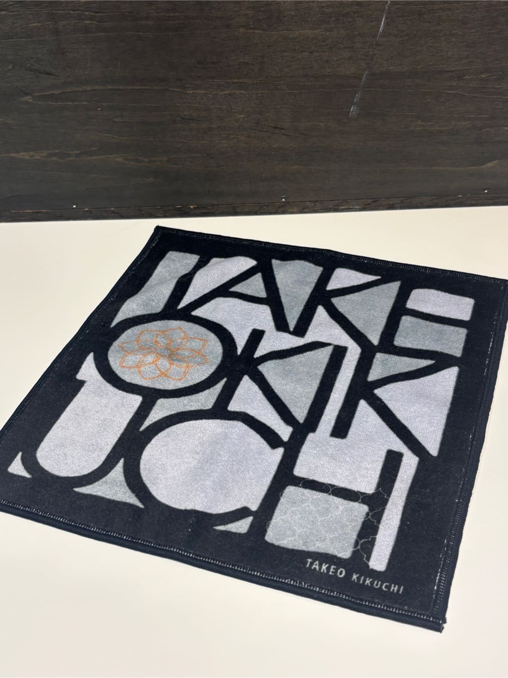 ヒナさんの「TAKEO KIKUCHI｜タイル柄プリントフォンカチ」を使ったコーディネート