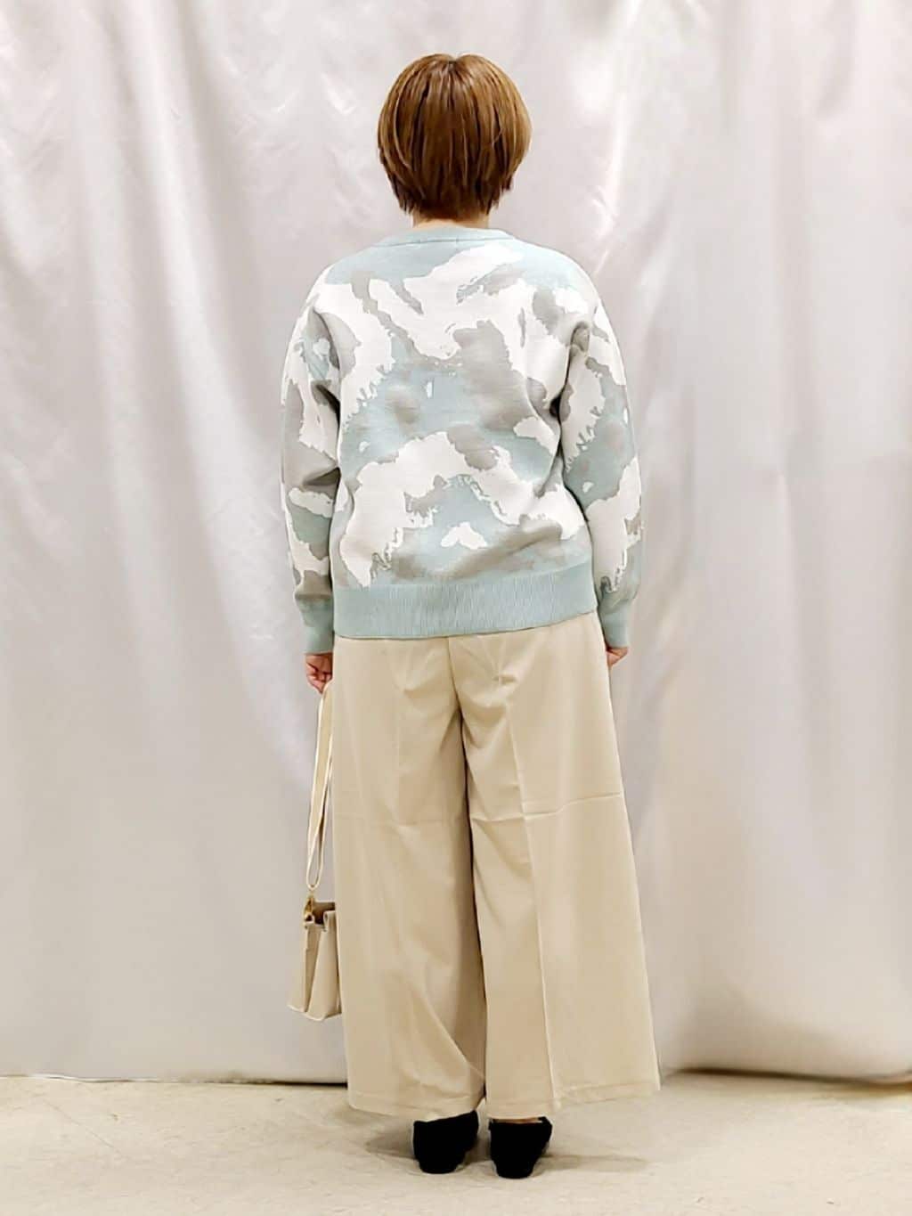 Chiiさんの「SHOO･LA･RUE｜【洗濯機可/S-LL】1枚で華やかに ラメ入りニュアンス柄ニット」を使ったコーディネート