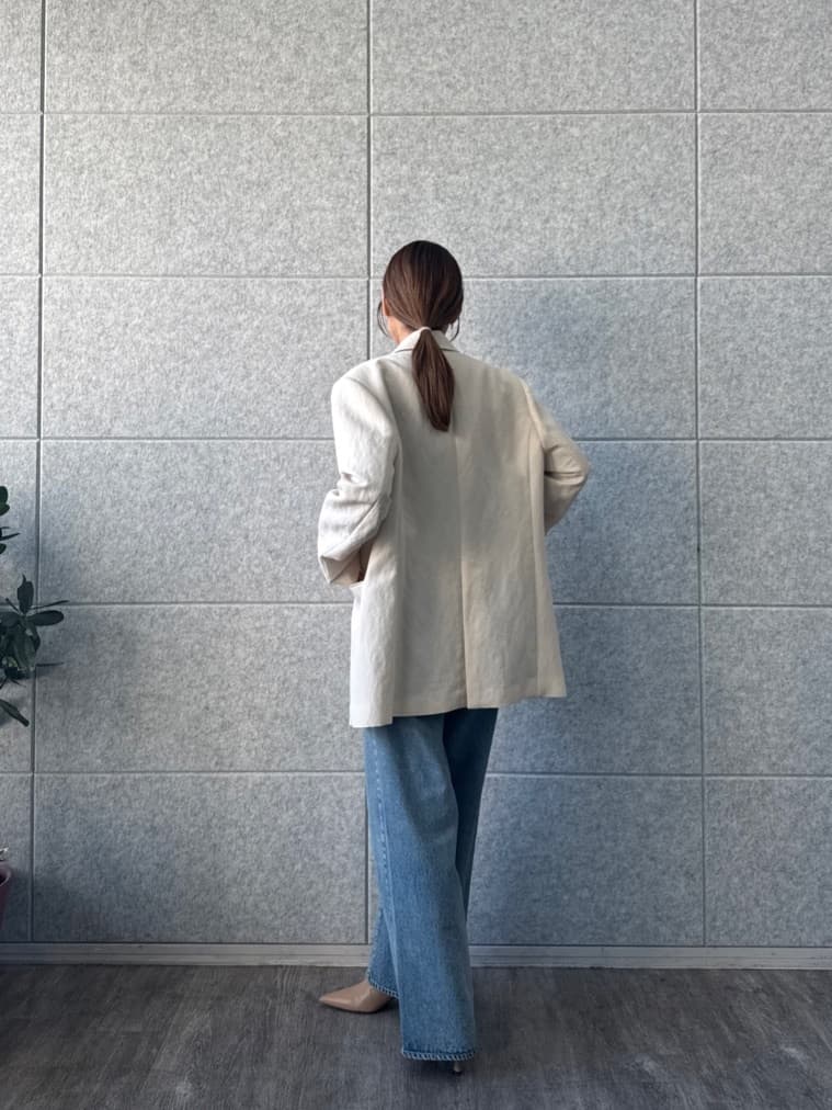 designer yukaさんの「CODE A｜arc tailored jacket」を使ったコーディネート