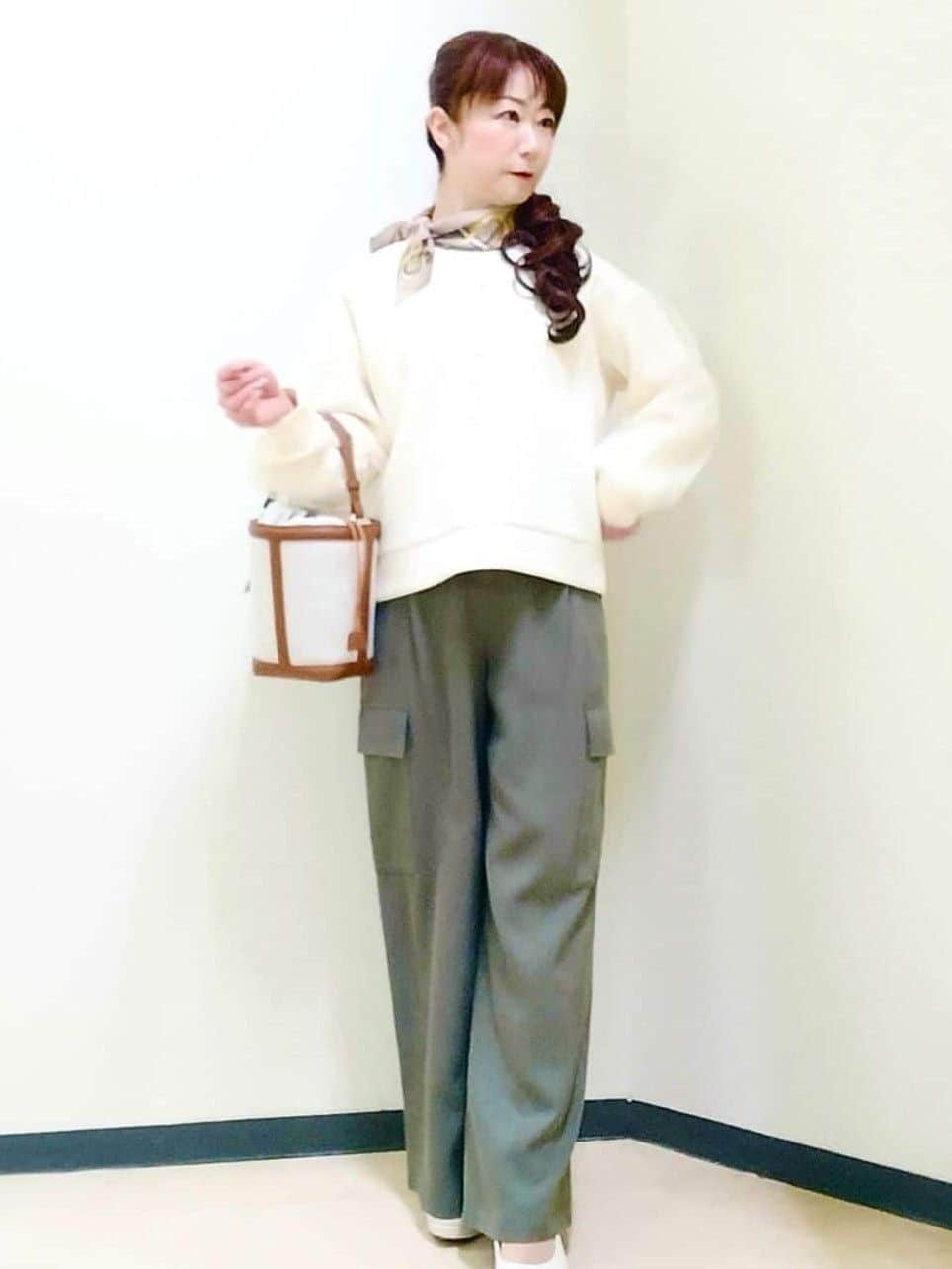花さんの「Reflect｜チュールレイヤードスリーブプルオーバー」を使ったコーディネート
