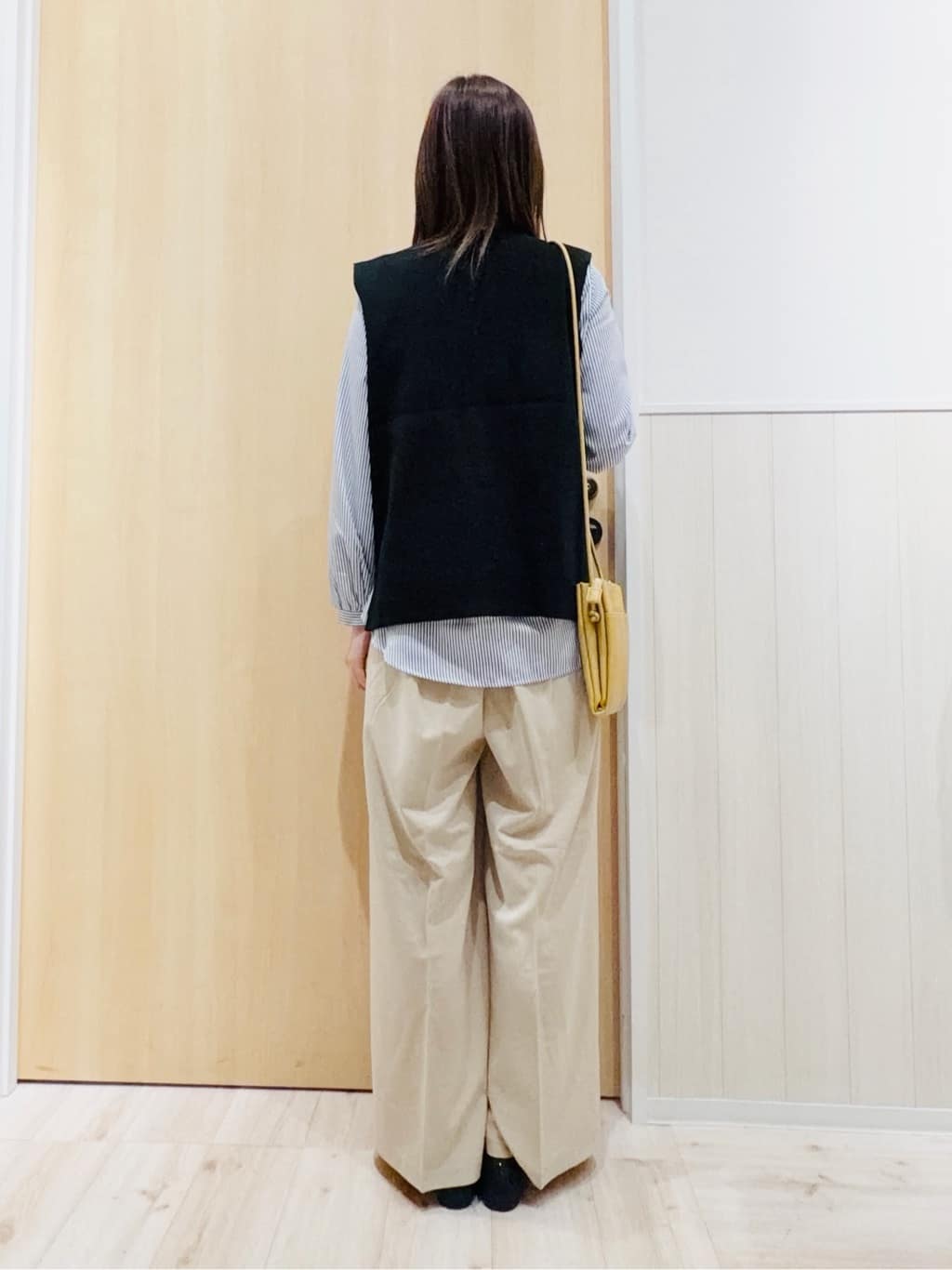 Naさんの「SHOO･LA･RUE｜【着丈選べる/S-LL】センタープレスできちんと見え イージーワイドパンツ」を使ったコーディネート