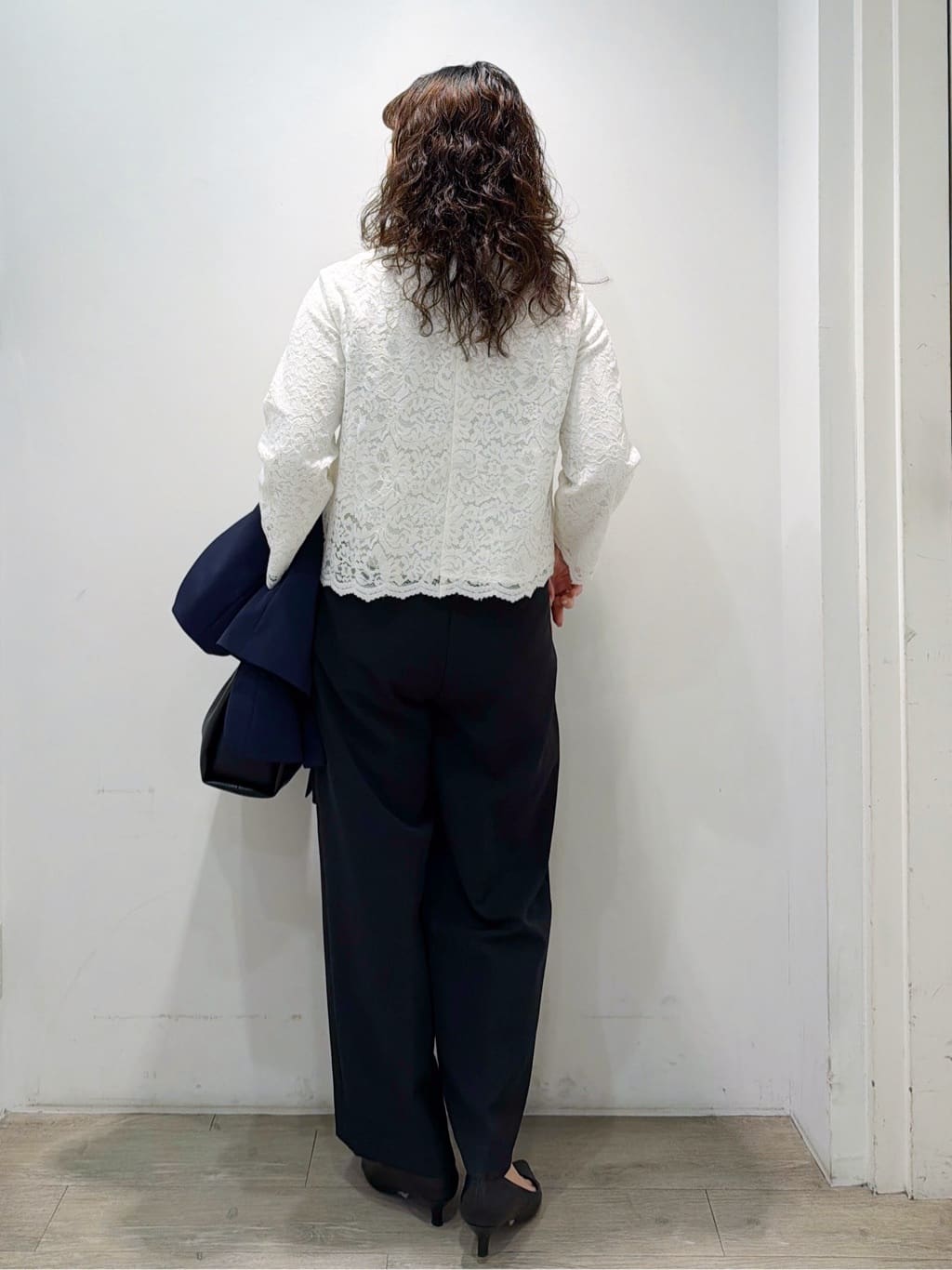 sumicaさんの「OPAQUE.CLIP｜《通勤対応》レースブラウス【洗濯機OK】」を使ったコーディネート