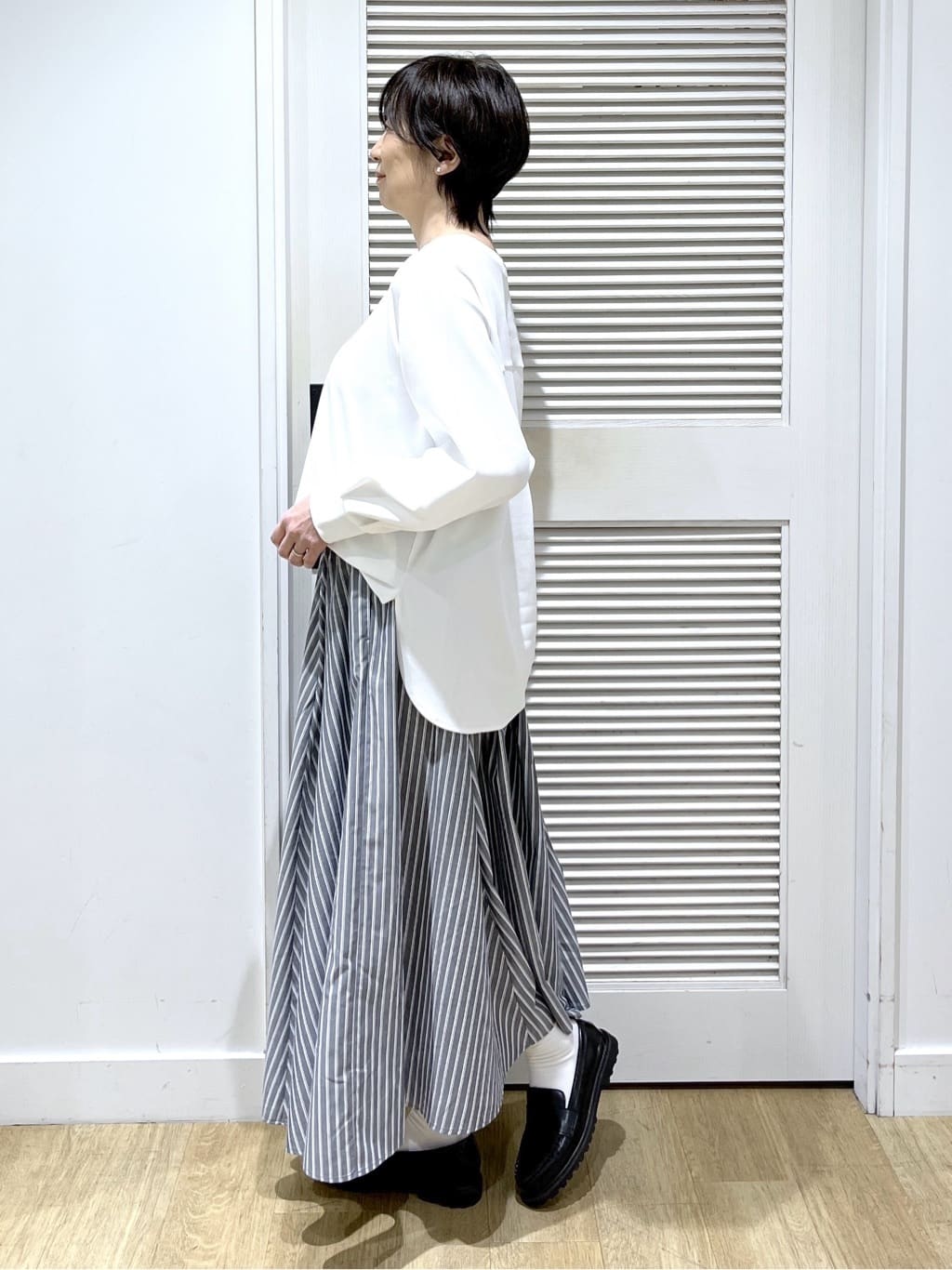 Miyazakiさんの「Dessin｜【体型カバー/レイヤード/洗える】ジョーゼットプルオーバーブラウス」を使ったコーディネート