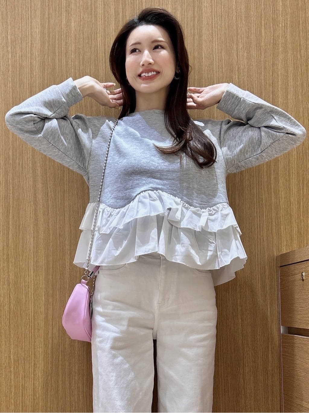maiさんの「OPAQUE.CLIP｜裾フリルドッキングトップス【洗濯機OK】」を使ったコーディネート