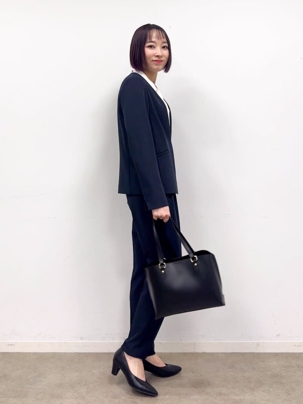 𝐜𝐡𝐢𝐤𝐚さんの「SHOO･LA･RUE｜【洗濯機可/UV/SS-3L】すっきり好印象 ノーカラージャケット」を使ったコーディネート