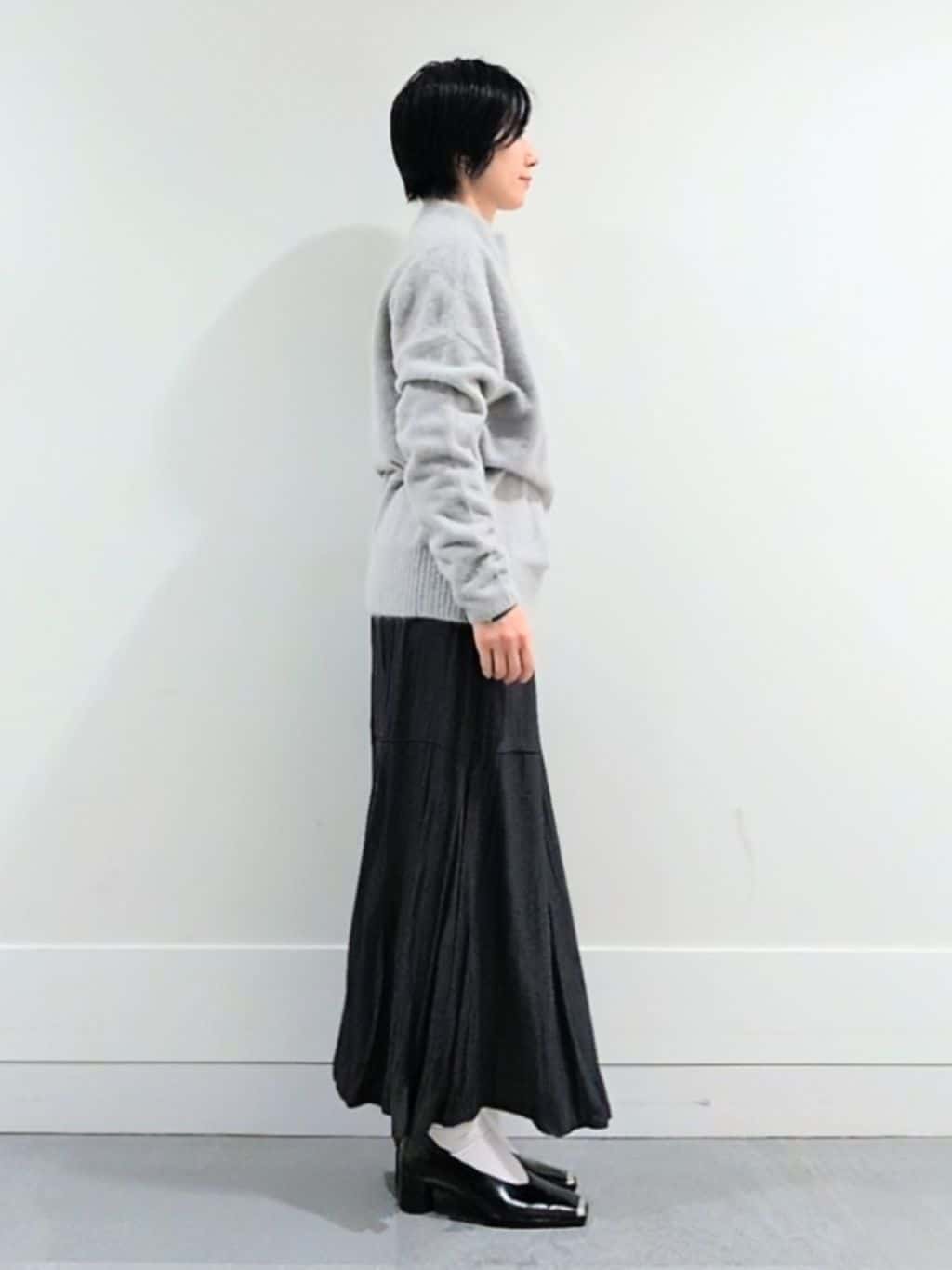 ミズタさんの「UNTITLED｜【大人な品格/ふわふわニット】フォックスカシミヤ コクーンニット」を使ったコーディネート