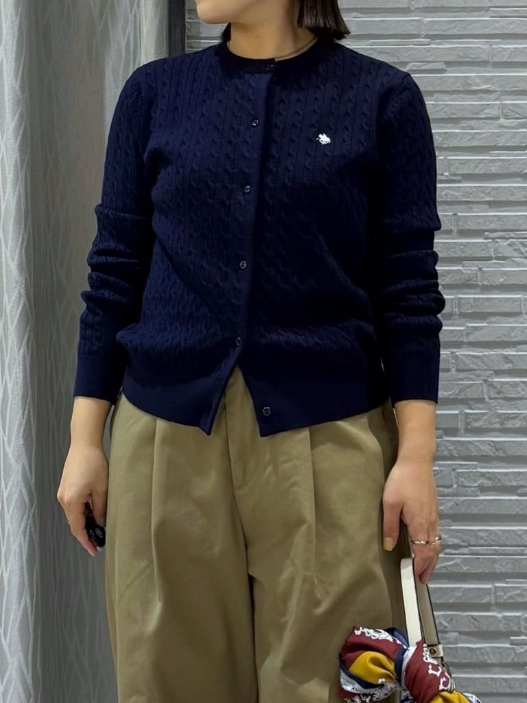 chさんの「THE SHOP TK｜【POLO BCS 別注】ケーブルカーディガン」を使ったコーディネート