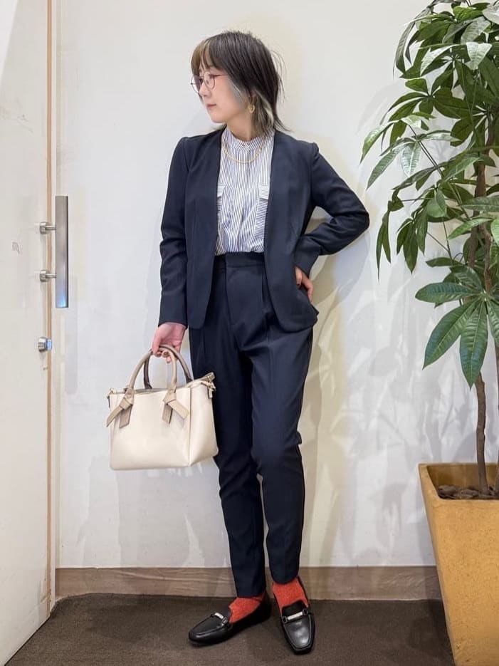 misakiさんの「SHOO･LA･RUE｜【洗濯機可/UV/SS-3L】すっきり好印象 ノーカラージャケット」を使ったコーディネート