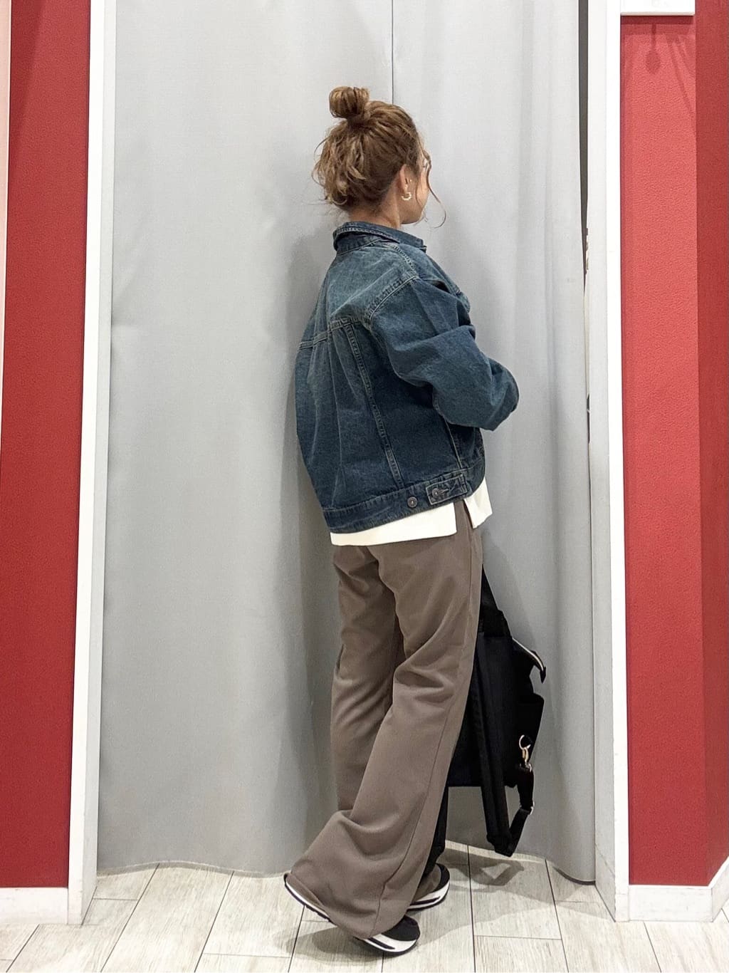 shioさんの「SHOO･LA･RUE｜【SHOO・LA・RUE DENIM】羽織るだけでこなれる　オーバーサイズデニムジャケット」を使ったコーディネート