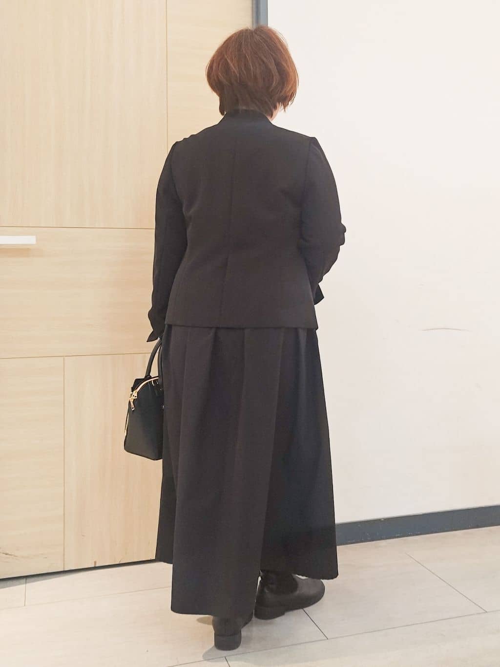 むぅポンさんの「grove｜【マシンウォッシュ／防シワ/SS-3L】ストレッチノーカラージャケット」を使ったコーディネート