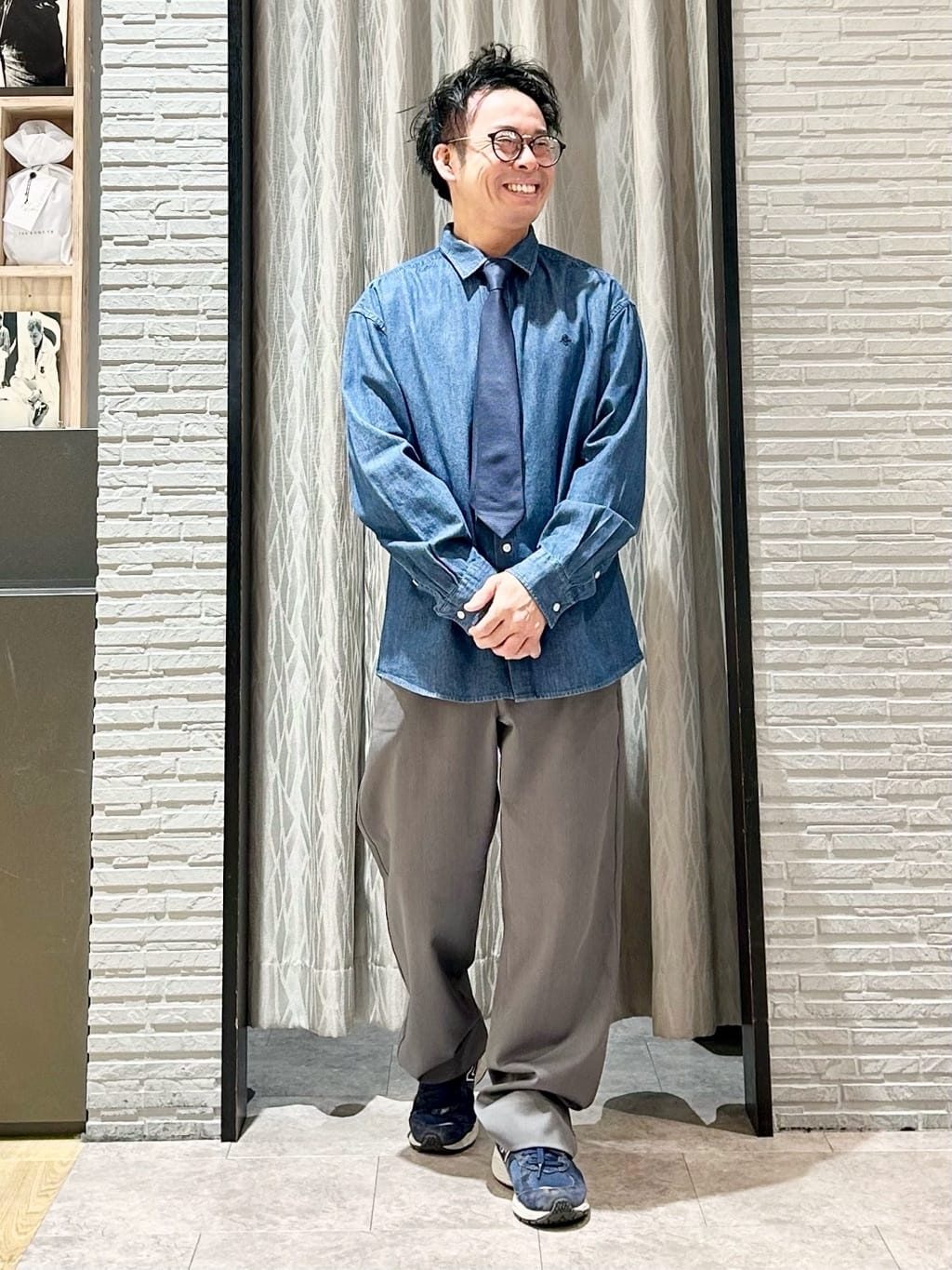KENJI Iさんの「THE SHOP TK｜【POLO BCS 別注】 アソート長袖シャツ ストライプ／グレー／デニム」を使ったコーディネート