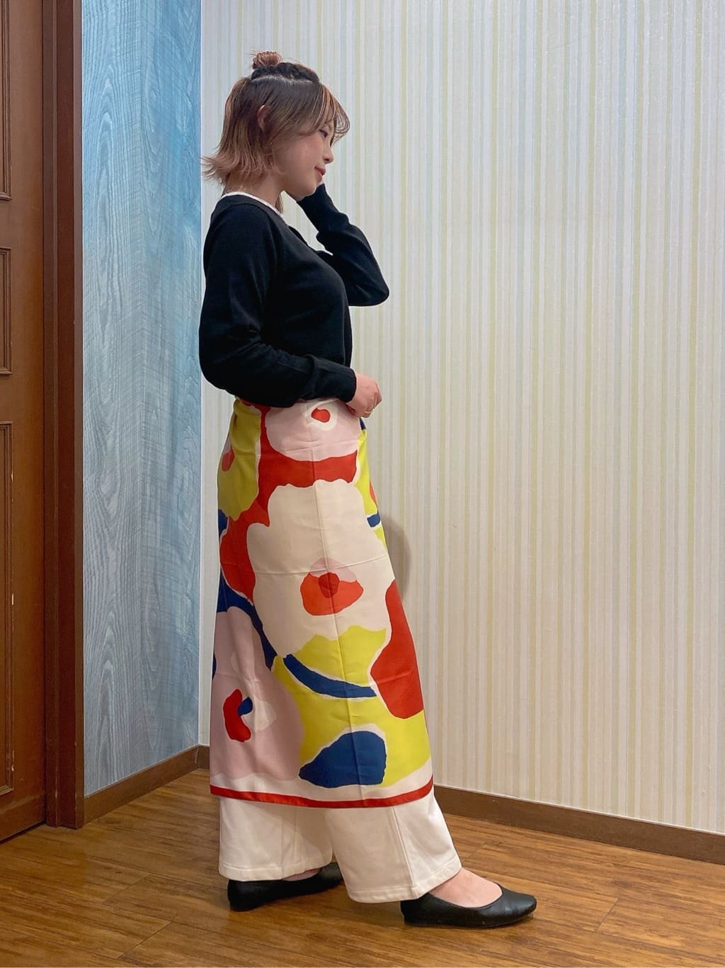 ayaさんの「SHOO･LA･RUE｜【洗濯機可/S-LL/アンサンブル可】結局、シンプル クルーネックニット」を使ったコーディネート