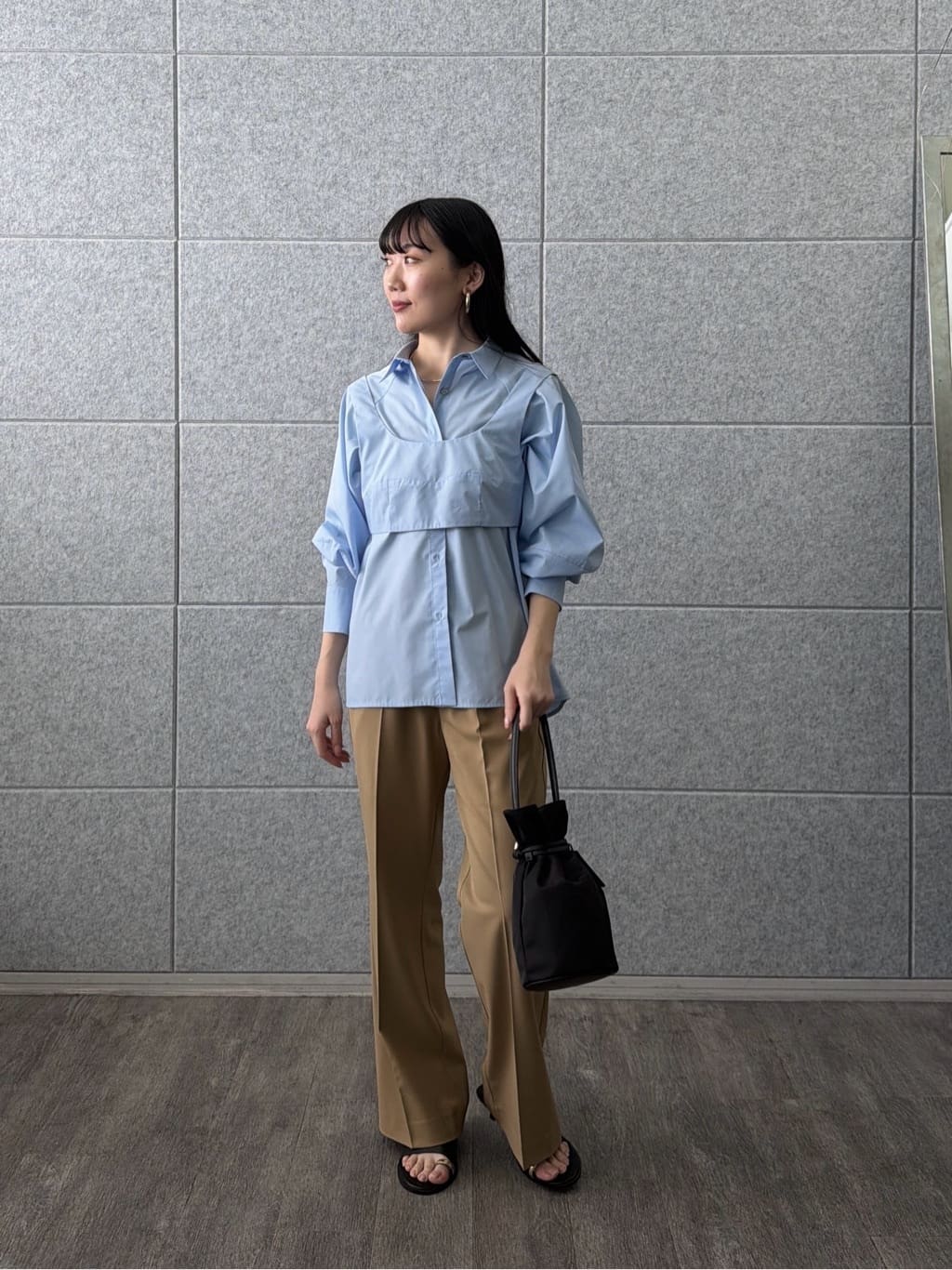 rinaさんの「INDIVI｜ビスチェSETフォルムシャツ」を使ったコーディネート
