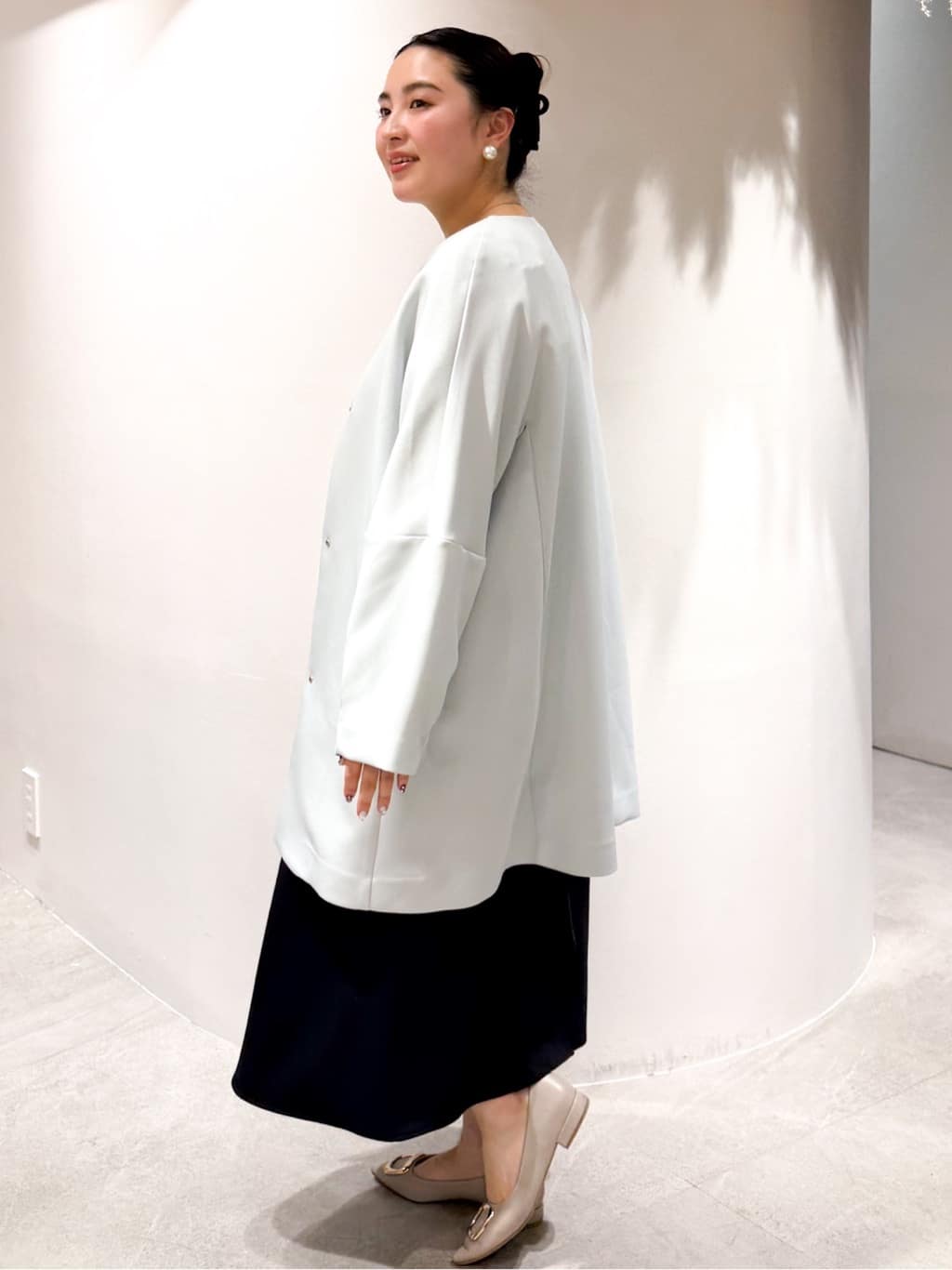 かりんさんの「OPAQUE.CLIP｜フォルムスリーブミドルコート【洗濯機OK】」を使ったコーディネート