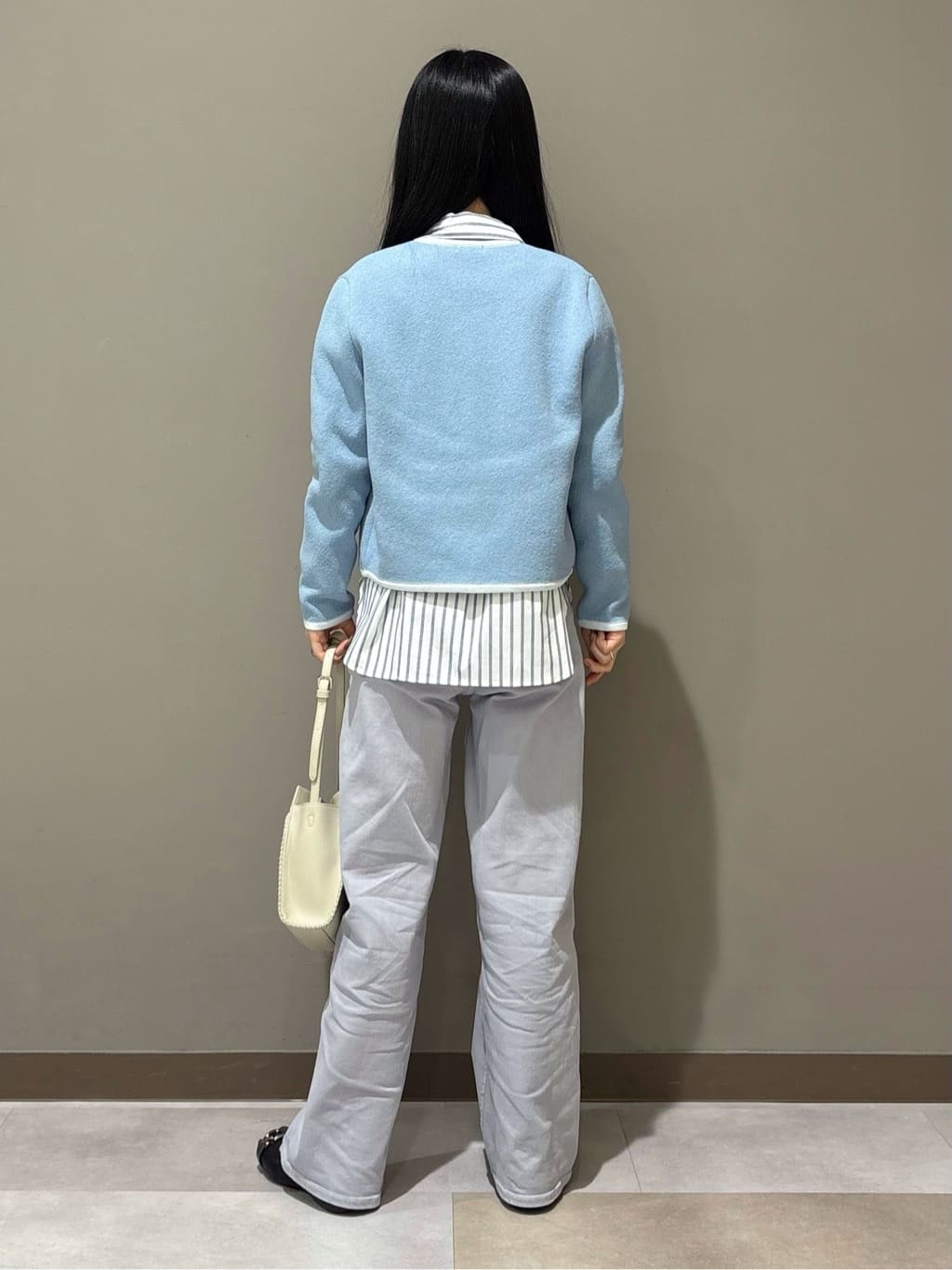 KEIKOさんの「INDIVI｜【軽量】ブークレジャケット ニットカーディガン」を使ったコーディネート
