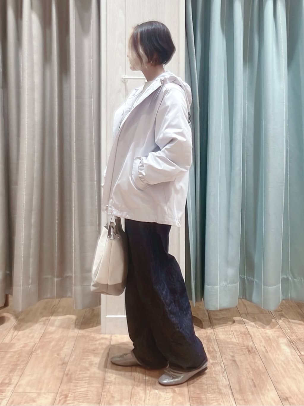 aaamiさんの「SHOO･LA･RUE｜【SHOO・LA・RUE DENIM/高レビュー】ゆるっと決まる こなれカーブデニムパンツ」を使ったコーディネート