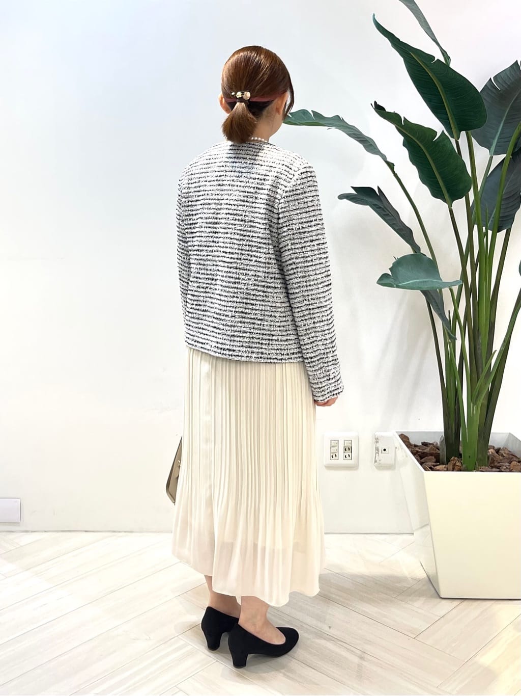 Tomoさんの「UNTITLED｜【洗える/セレモニー】プリーツワンピース」を使ったコーディネート