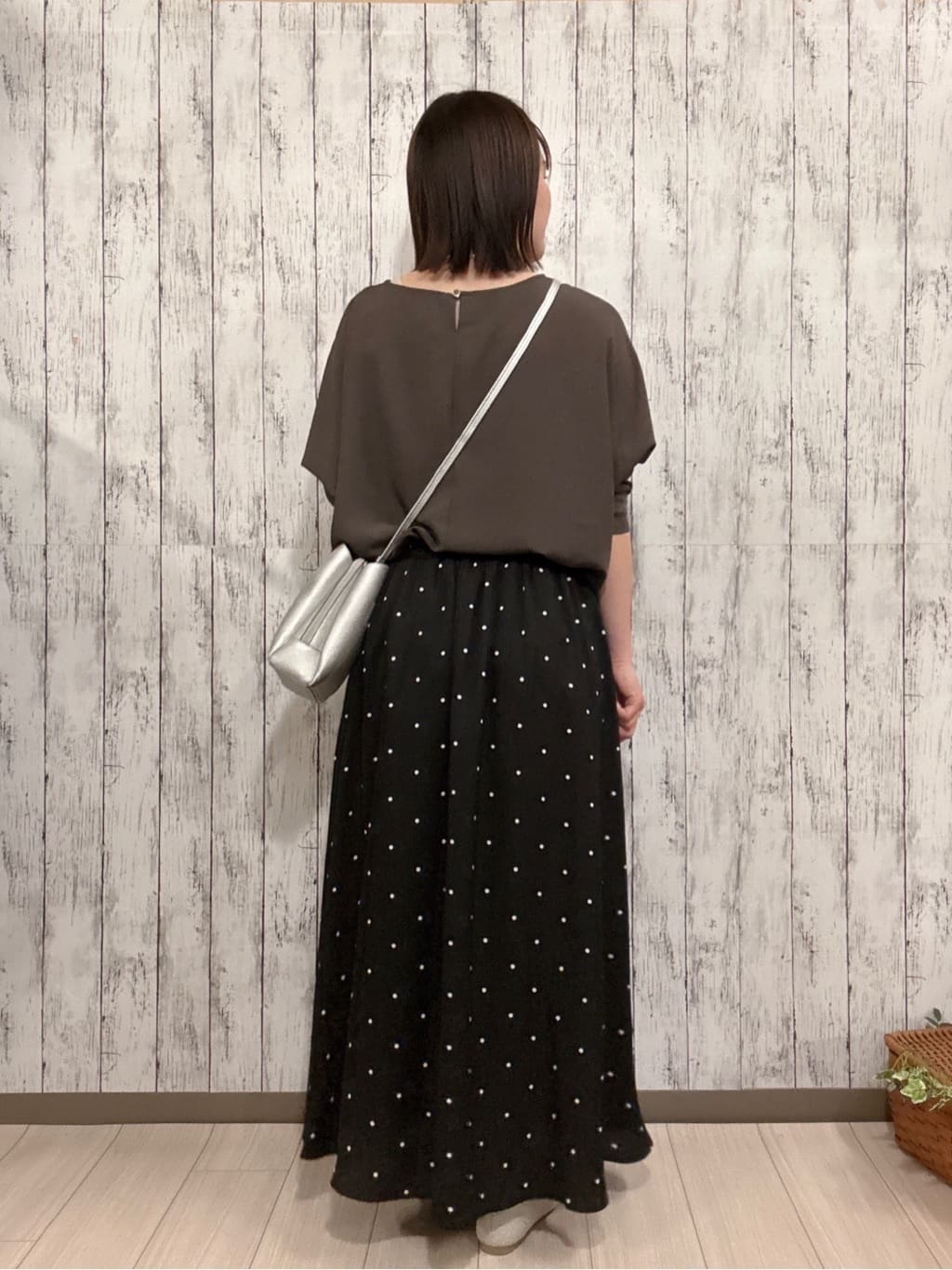 シカさんの「SHOO･LA･RUE｜【NEW/22.5㎝-24.5㎝】洗えてサラサラ ニットパンプス」を使ったコーディネート