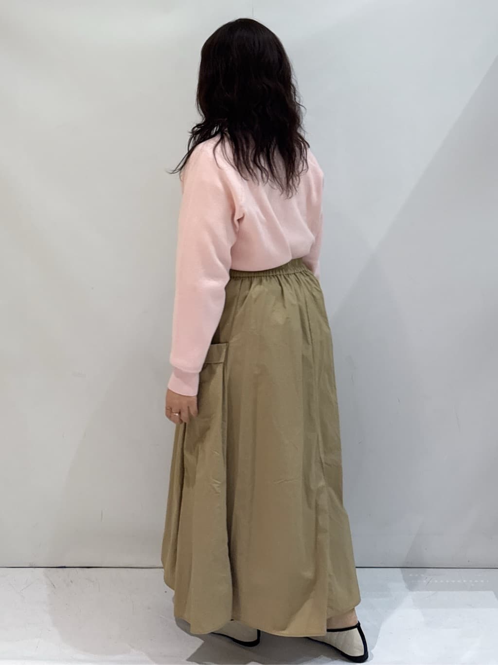 nakkoさんの「OPAQUE.CLIP｜スウェットライクニット【洗濯機OK】」を使ったコーディネート
