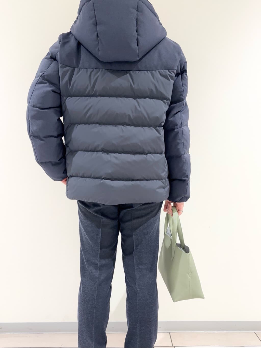 及川さんの「TAKEO KIKUCHI｜カラーコンビ ダウンブルゾン」を使ったコーディネート