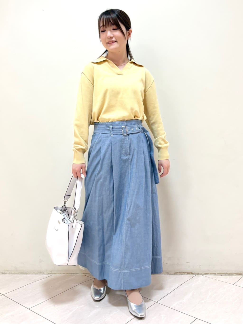 mikiさんの「Reflect｜スキッパーネックニットプルオーバー」を使ったコーディネート