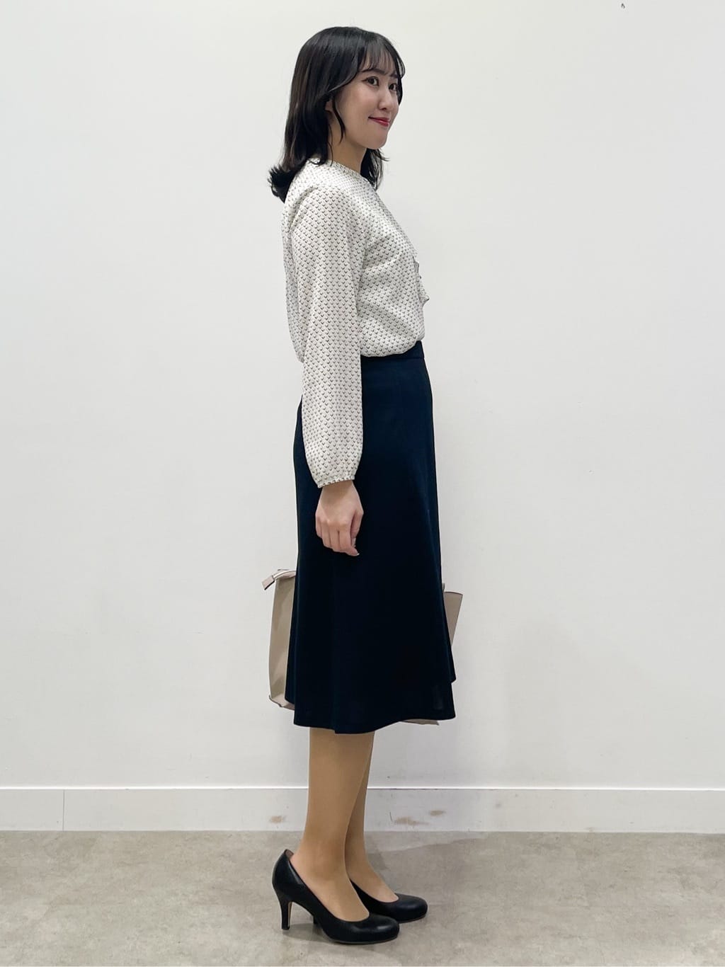yukariさんの「Reflect｜【UVカット／接触冷感】フロントフリルシフォンブラウス」を使ったコーディネート