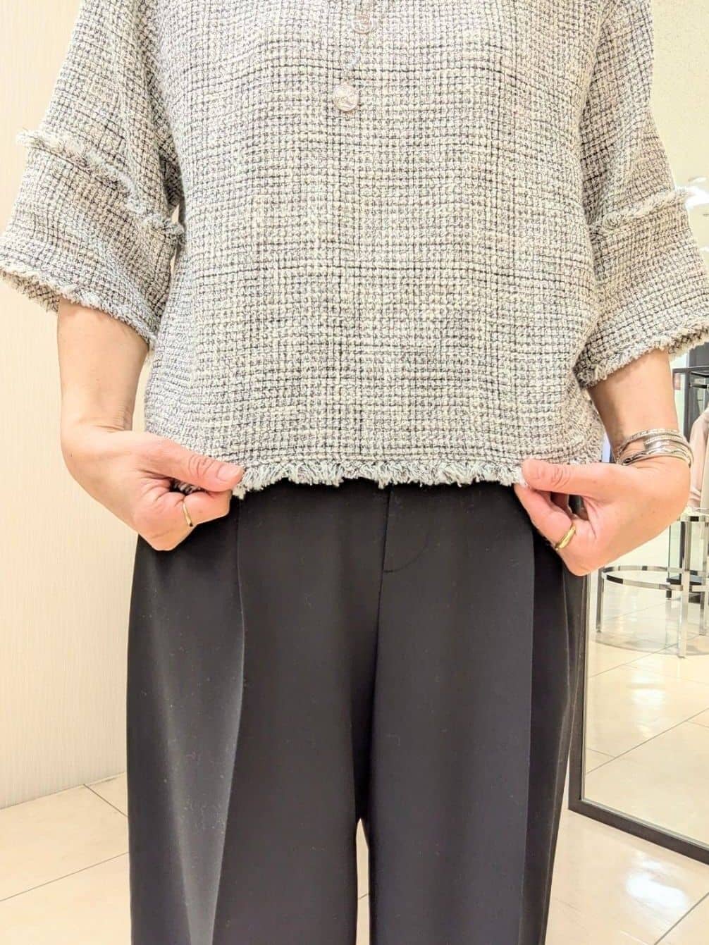 u-macoさんの「UNTITLED｜【洗える/ワイド】ベーシックツータックパンツ」を使ったコーディネート