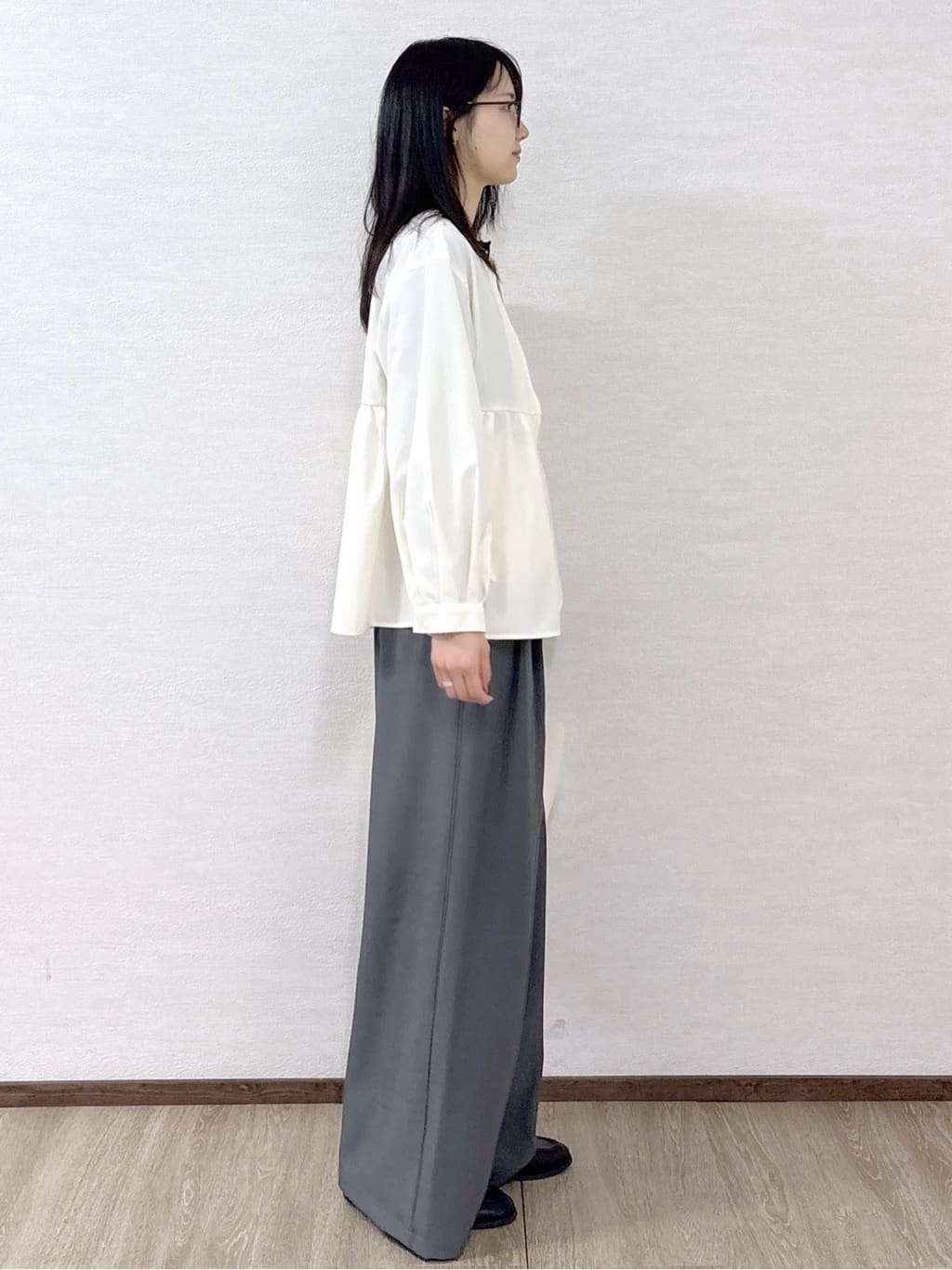 sachikoさんの「OPAQUE.CLIP｜撥水ノーカラーペプラムブルゾン【洗濯機OK／抗ピル】」を使ったコーディネート
