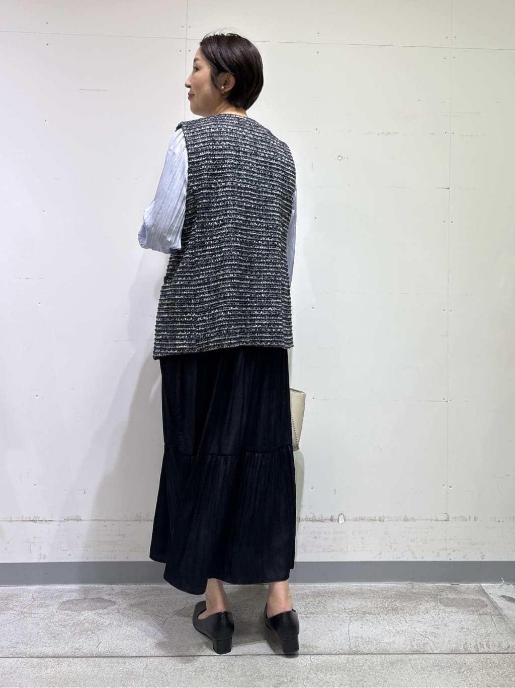 yuriさんの「INDIVI｜【洗える／華やか】袖プリーツニット」を使ったコーディネート