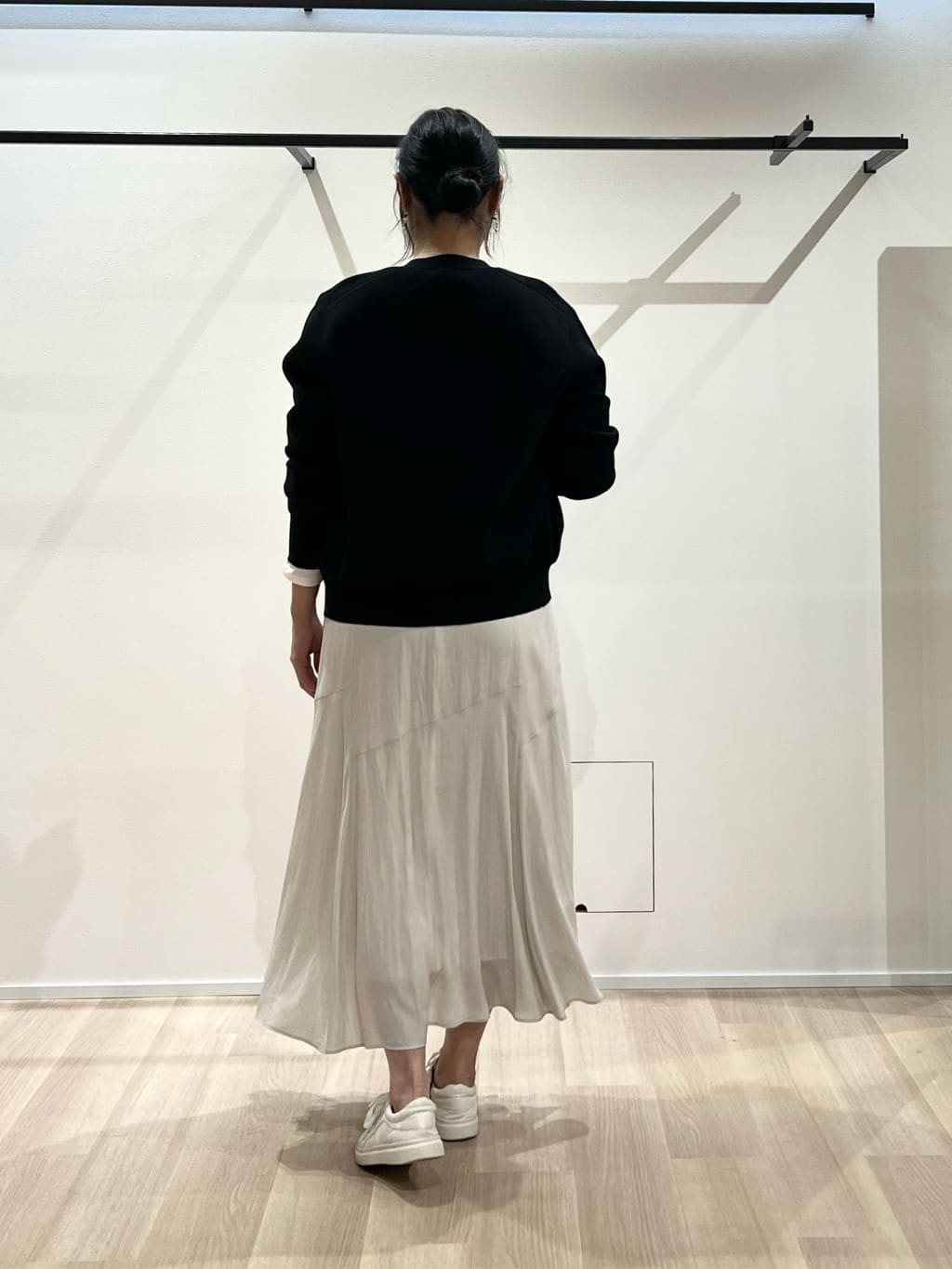 TOMOMIさんの「UNTITLED｜◆【軽羽織り/セットアップ可】ジップアップニットカーディガン」を使ったコーディネート