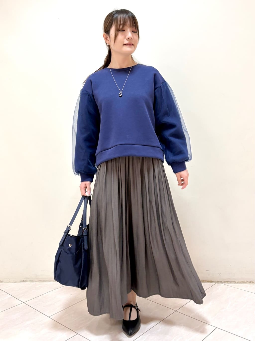 mikiさんの「Reflect｜チュールレイヤードスリーブプルオーバー」を使ったコーディネート