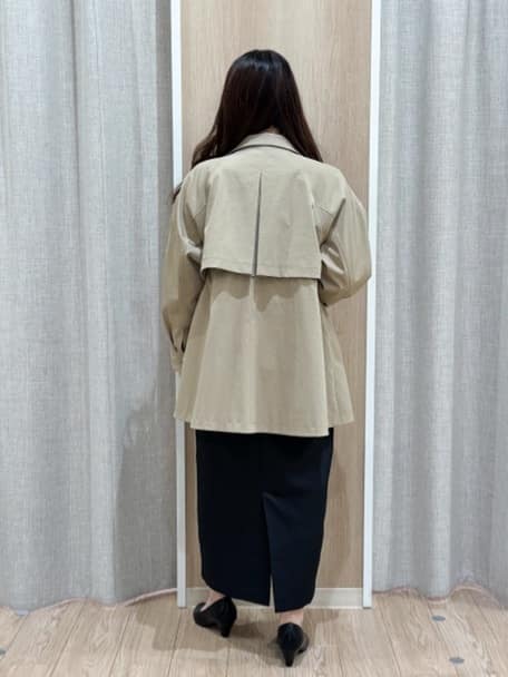 sachiさんの「grove｜【撥水／シルエット2WAY】羽織るだけでサマになる、スタンドネックテントラインコート」を使ったコーディネート