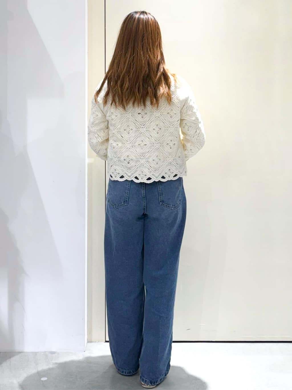 sayaさんの「OPAQUE.CLIP｜かぎ針風ニットカーディガン【洗濯機OK】」を使ったコーディネート