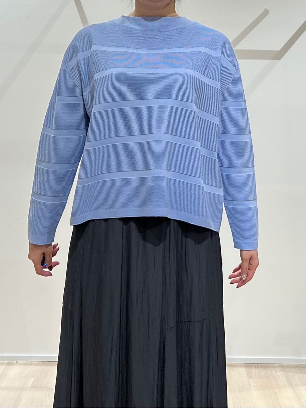 TOMOMIさんの「UNTITLED｜◆【ゆったり/洗える】クロップドニットプルオーバー」を使ったコーディネート