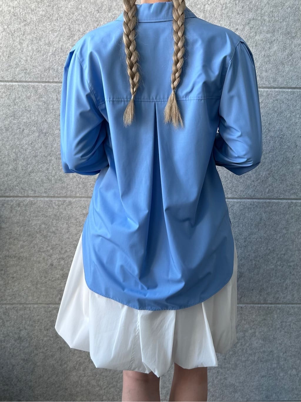 honoka Aさんの「CODE A｜【Re】point neck shirt」を使ったコーディネート