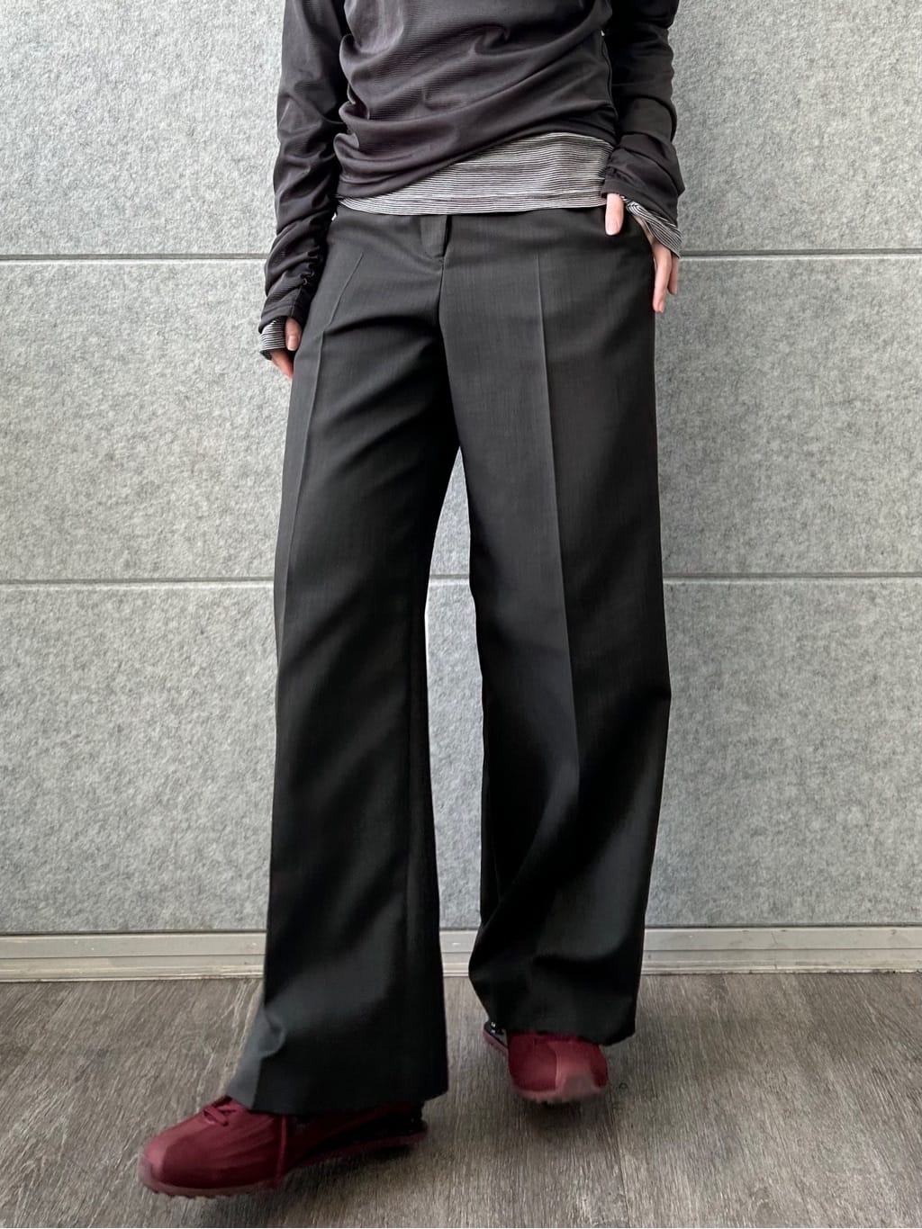 honoka Aさんの「CODE A｜turn up chic trousers」を使ったコーディネート