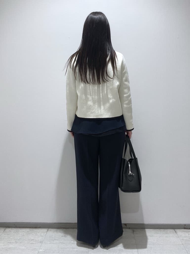 meiさんの「INDIVI｜【軽量】ブークレジャケット ニットカーディガン」を使ったコーディネート