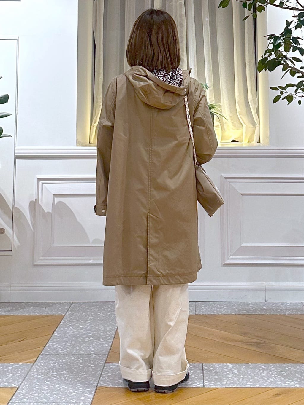 なべこさんの「DRESSTERIOR｜◆【ウォッシャブル】バックサテンベイカーパンツ」を使ったコーディネート