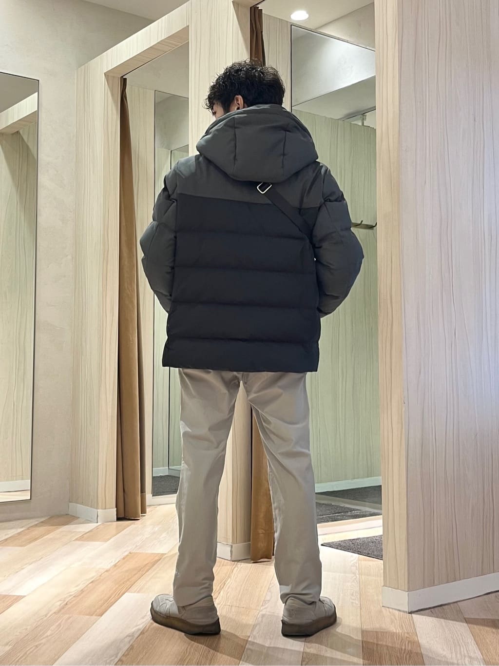 URAさんの「TAKEO KIKUCHI｜カラーコンビ ダウンブルゾン」を使ったコーディネート
