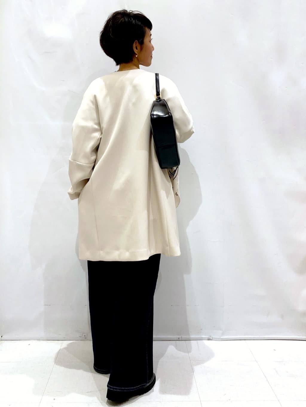 Bonさんの「OPAQUE.CLIP｜フォルムスリーブミドルコート【洗濯機OK】」を使ったコーディネート