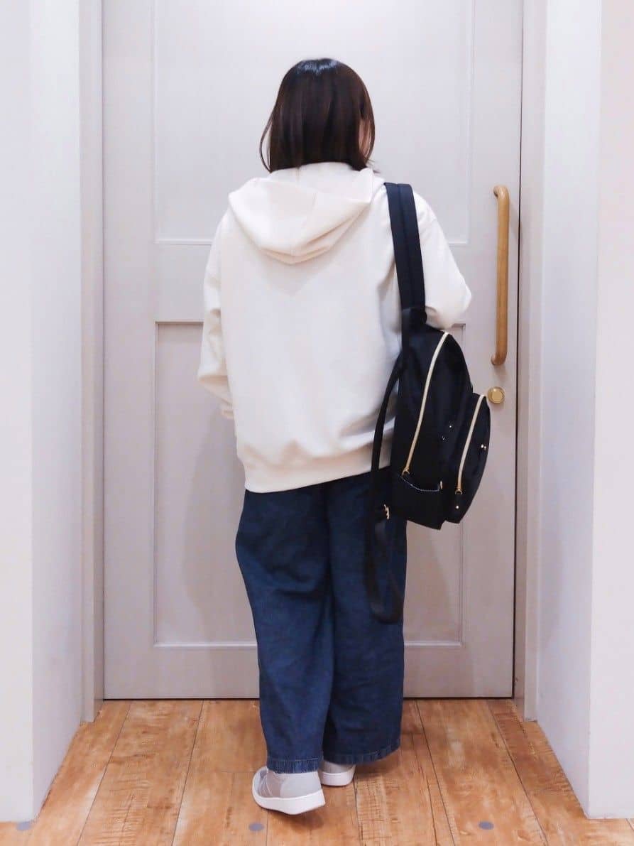 みーさんの「SHOO･LA･RUE｜【2点セット】チェック柄フリルキャミビスチェ&times;テレコロンT」を使ったコーディネート