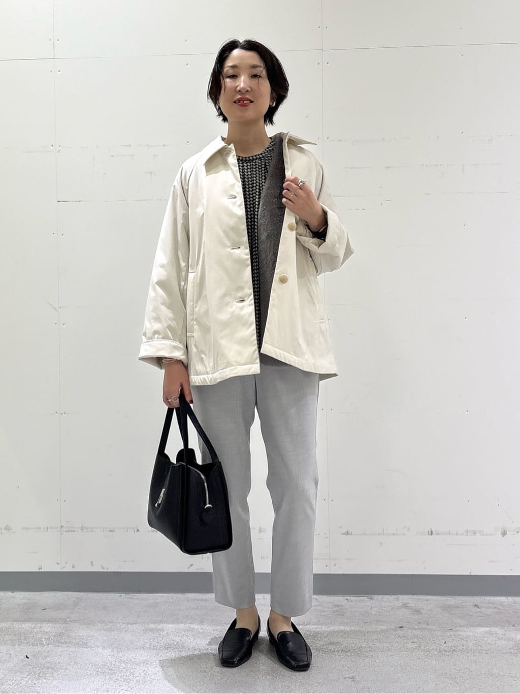yuriさんの「INDIVI｜【洗える／裏起毛】ストレッチウォームパンツ」を使ったコーディネート