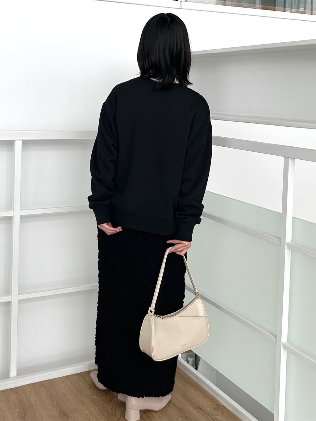 RINAさんの「OPAQUE.CLIP｜シアーハイネックトップス【洗濯機OK】」を使ったコーディネート