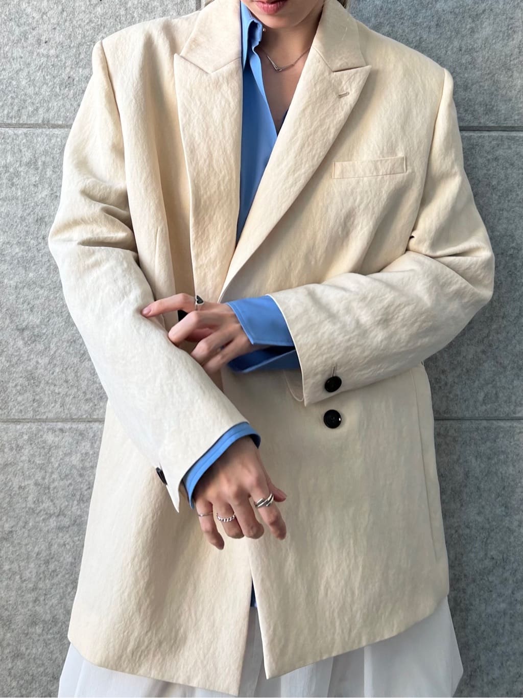 honoka Aさんの「CODE A｜arc tailored jacket」を使ったコーディネート