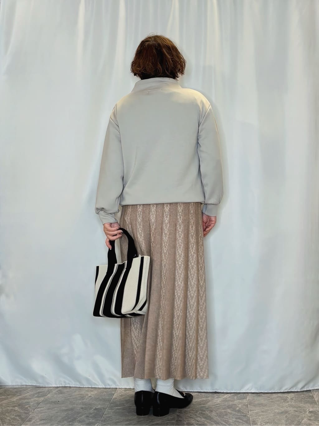 たみさんの「SHOO･LA･RUE｜【洗濯機可/セットアップ可／S-LL】新色追加 女性らしさ際立つ もちもちニットスカート」を使ったコーディネート