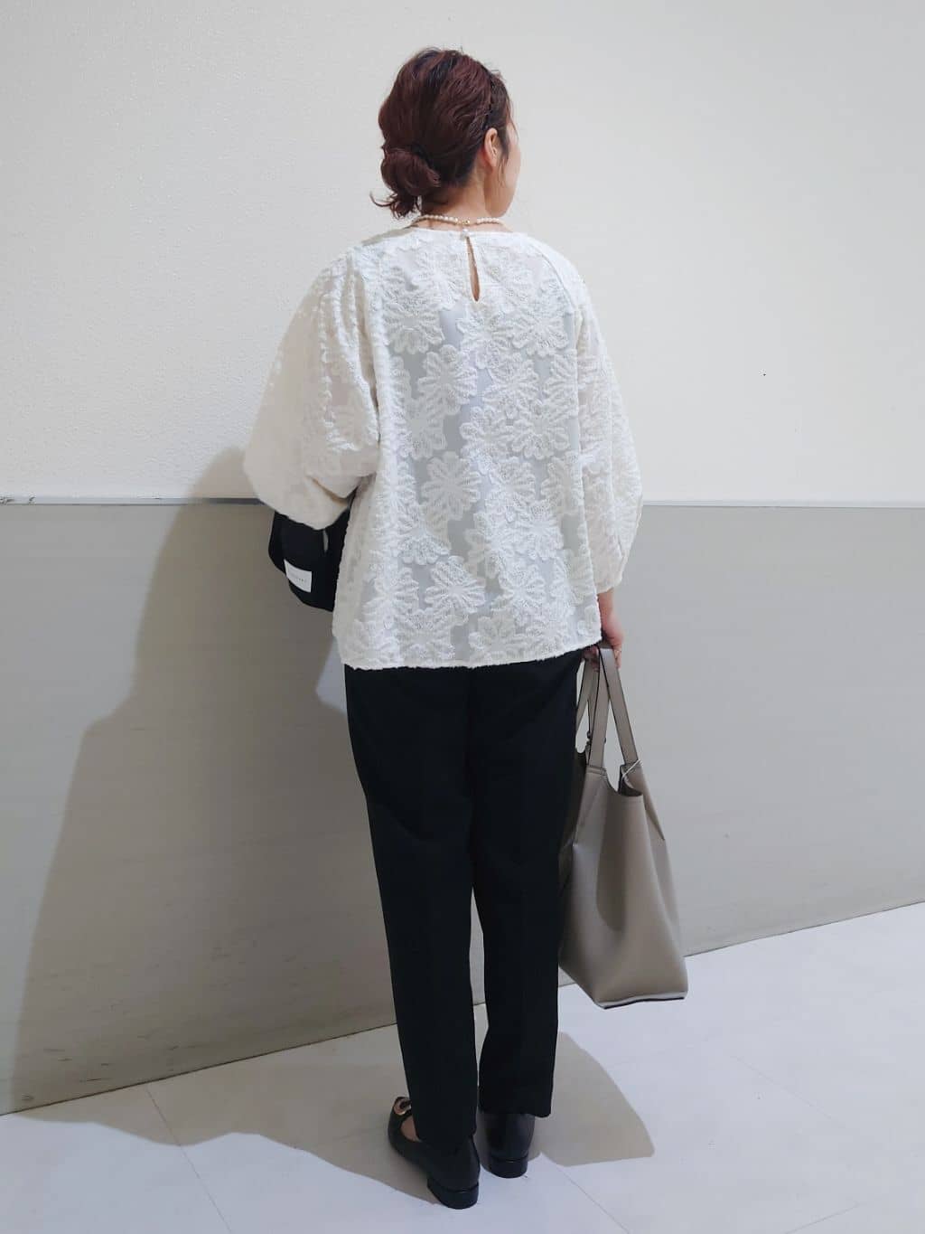 maruさんの「THE SHOP TK｜【通勤にもカジュアルにも】CAVIAN ジレ/セットアップ可」を使ったコーディネート