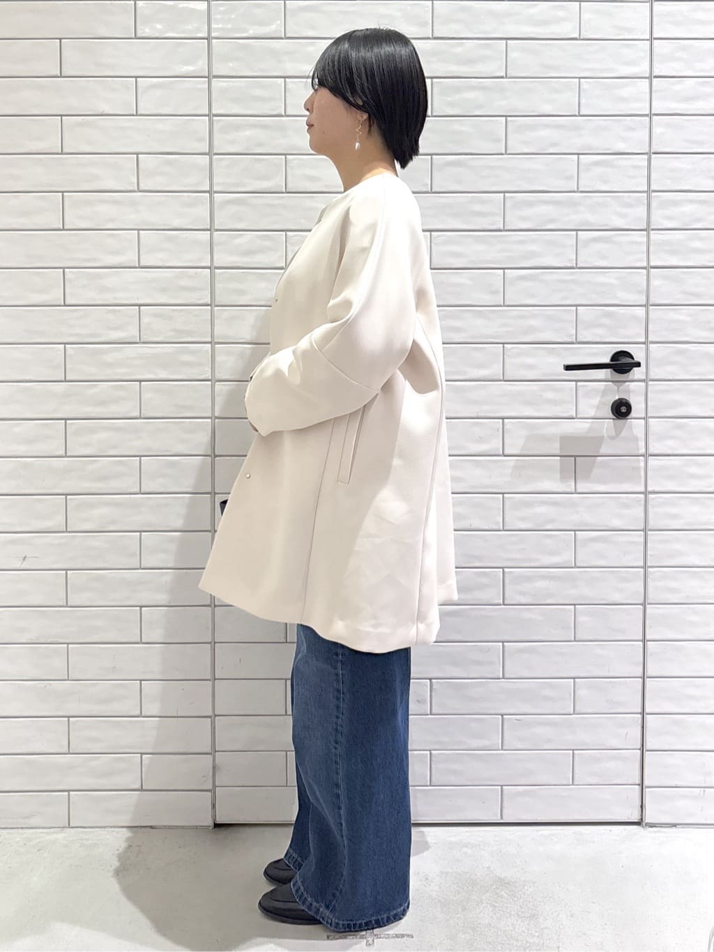 ayumiさんの「OPAQUE.CLIP｜フォルムスリーブミドルコート【洗濯機OK】」を使ったコーディネート