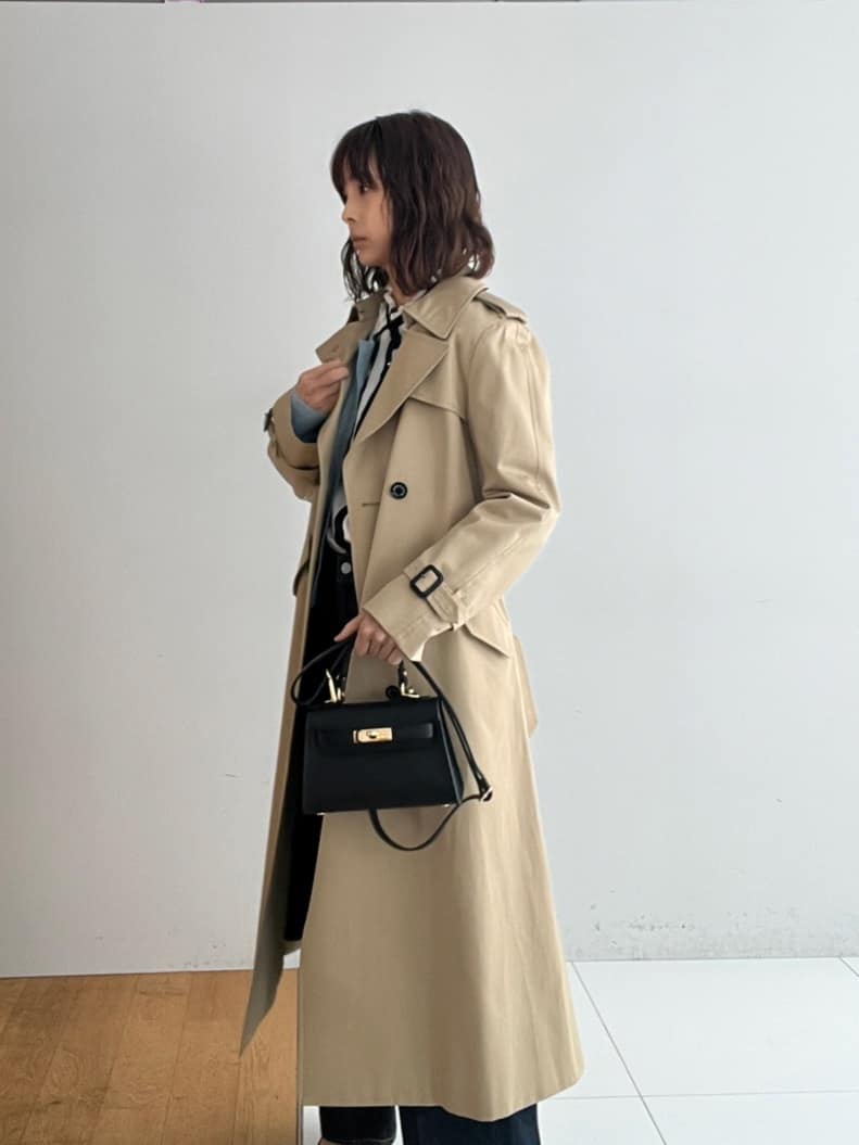 misaさんの「DRESSTERIOR｜◆【撥水/透湿素材】コットンギャバジントレンチコート」を使ったコーディネート