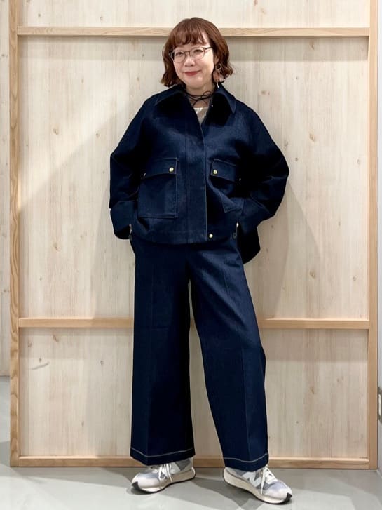 nakoさんの「THE SHOP TK｜大人かっこいい 軽やかデニム＆チノブルゾン」を使ったコーディネート